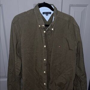 Men's Olive Green Button-Down Shirt